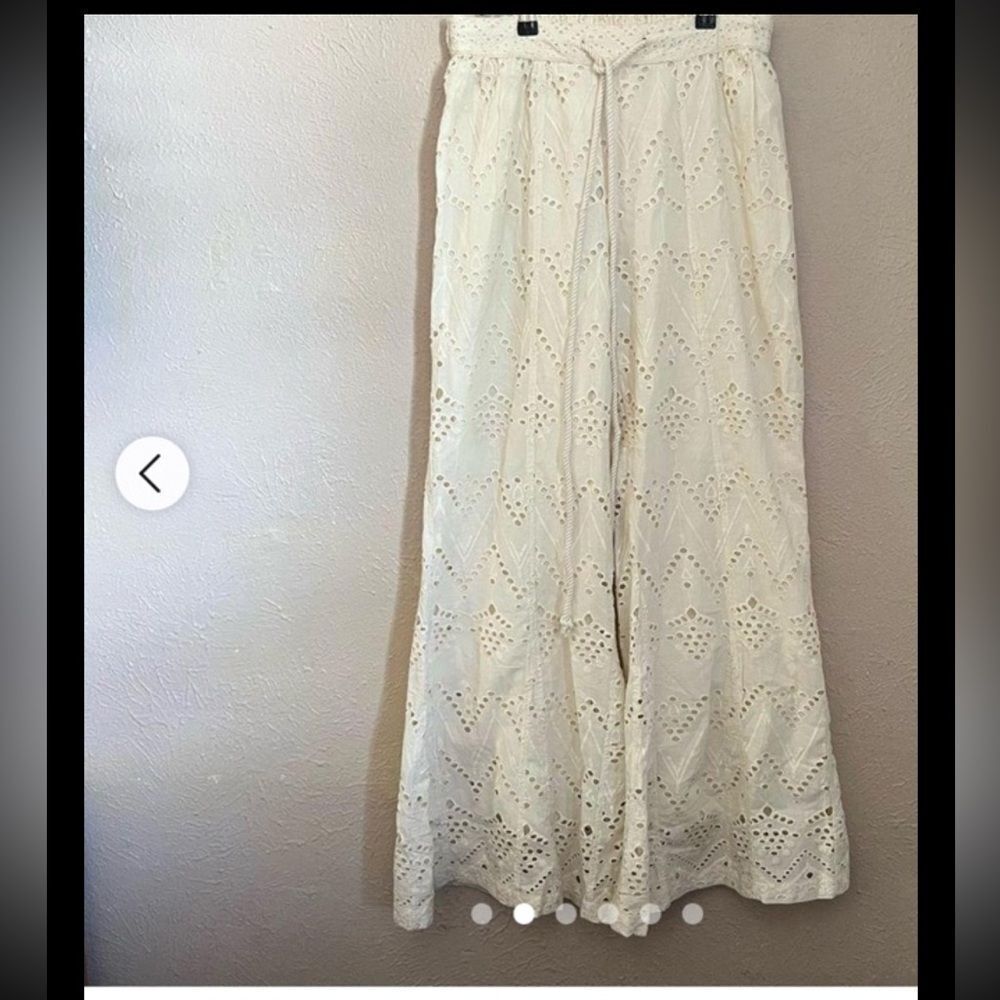Nwt Free People Cream intricate eyelet design Wide Leg Pants w/drawstring waist. - Picture 5 of 7